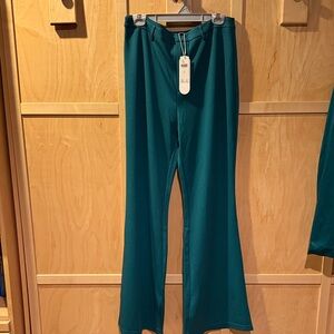 Flat White Teal Wide-Leg Pants